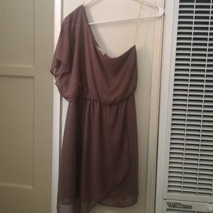 One shoulder dress
